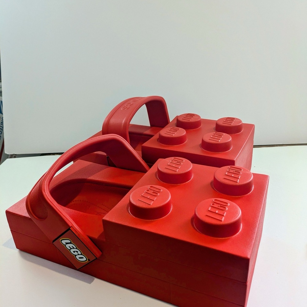 Lego Crocs Collab - Picture 3 of 11
